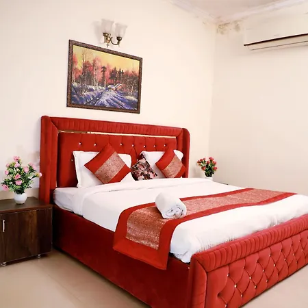 Divine India Service Apartment 2Bhk, 2A Saket